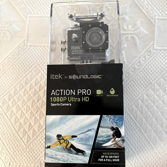 itek 1080P ULTRA HD ACTION PRO SPORTS CAMERA, WATERPROOF—BRAND NEW - Picture 1 of 6